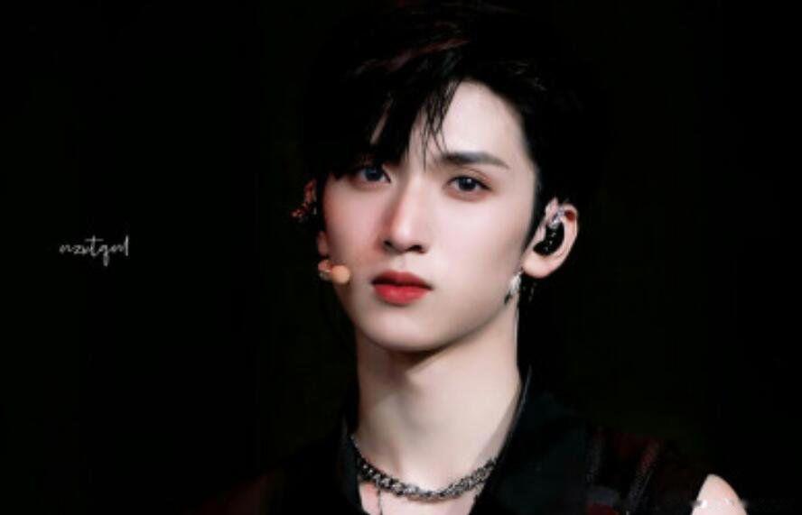 时代少年团成员资料简介7人 跟tfboys什么关系