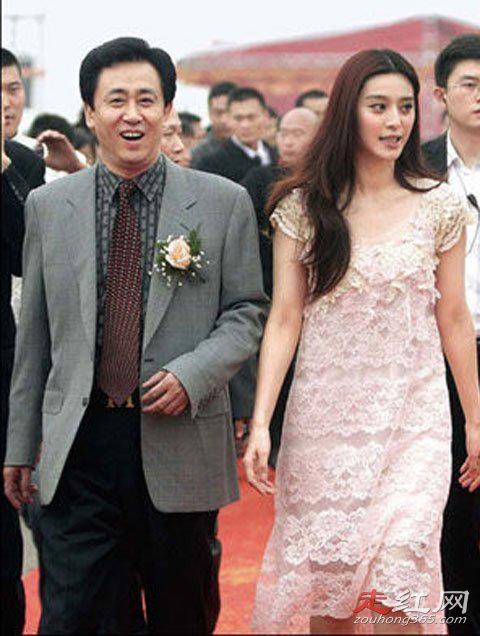 许家印和范冰冰什么关系 抓到了很多两人亲密的照片