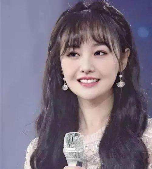 郑爽事件怎么回事 被永久封了复出不可能了