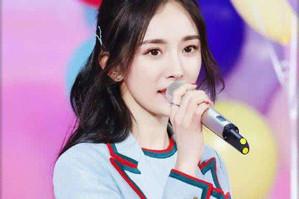 杨幂什么时候离得婚 在伪装甜蜜只是为了流量