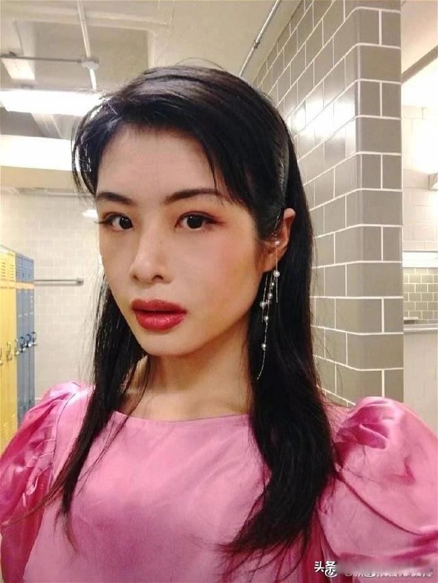 许可馨父母真实身份已曝光 恨国许的父母人脉了得