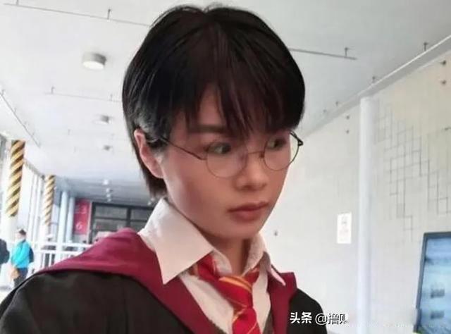 许可馨的父母是谁 亲手封死了她父母的未来