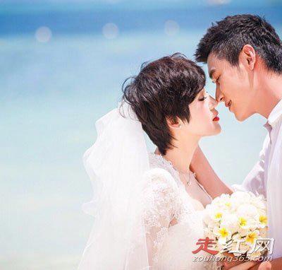 鲍蕾素颜生活照长得好看吗 为什么和以前不像