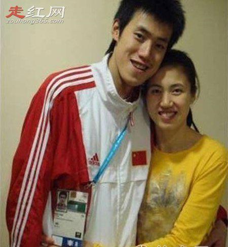 周苏红汤淼为爱分手离婚 离婚是汤家提出来的