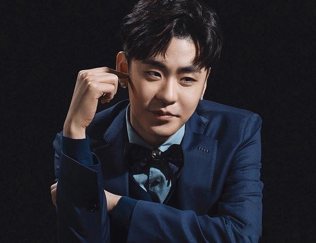 张云雷怎么消失了 离开过因为嗓子倒仓