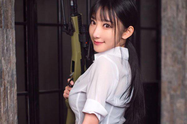 斗鱼郭mini事件经过 劲歌热舞衣服掉落