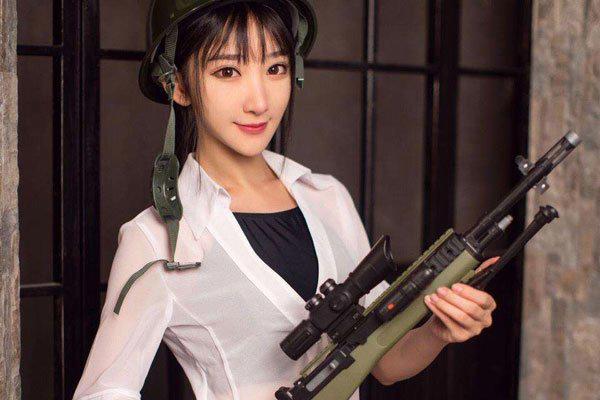 斗鱼郭mini事件经过 劲歌热舞衣服掉落