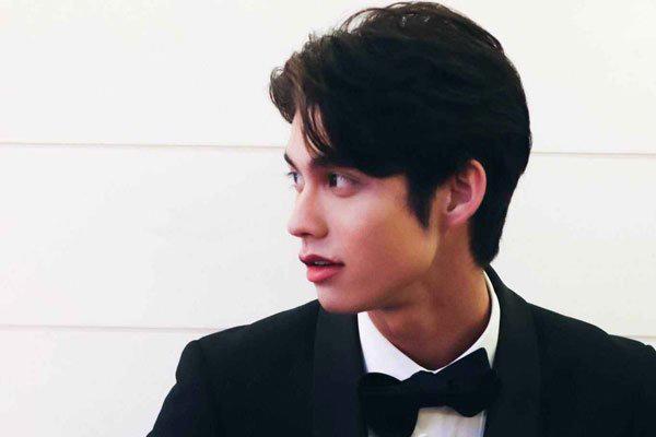 泰国演员bright资料 颜值那么高是同志吗