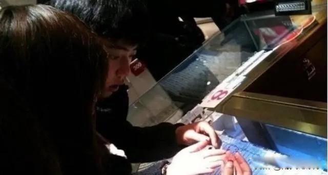 肖战227事件是怎么回事 事情起因跟经过都很简单