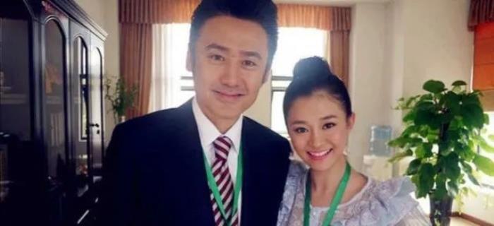 吴秀波现在的老婆到底是谁 何震亚为什么没离婚