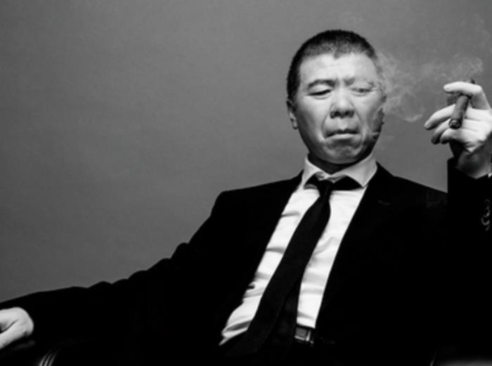 冯小刚的白斑是怎样治好的 难以治愈索性放弃治疗