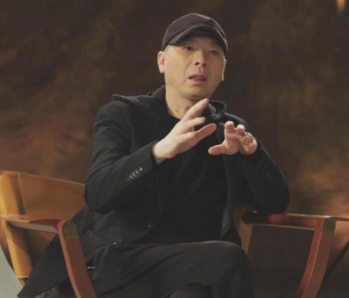 冯小刚的白斑是怎样治好的 难以治愈索性放弃治疗