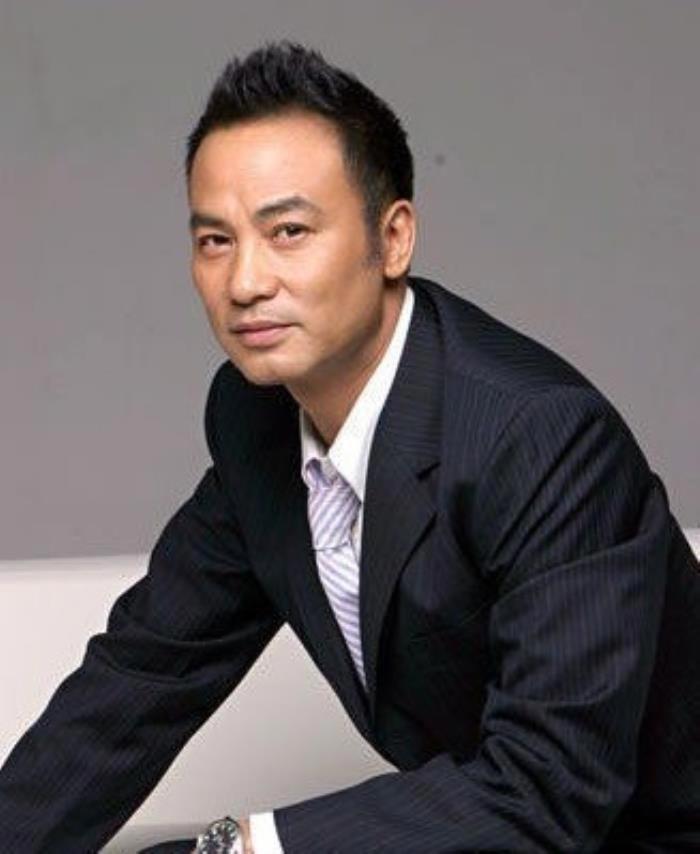 向华强在香港有多厉害 不敢动的几个人有谁