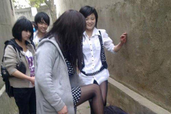曹小小为什么火 敢爱敢恨只是使用错了方式