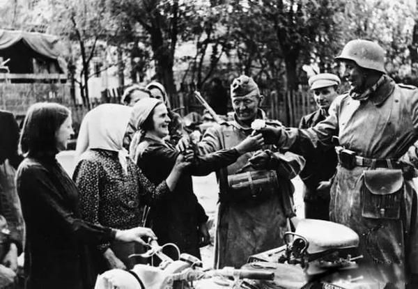 乌克兰和俄罗斯的关系 都是斯拉夫人