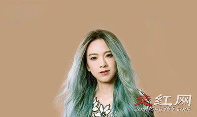 张芸京是男还是女是les吗 她的嗓子怎么回事