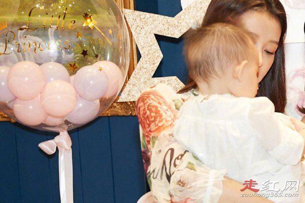 孙怡和董子健的结婚照怎么回事 怎么在一起的