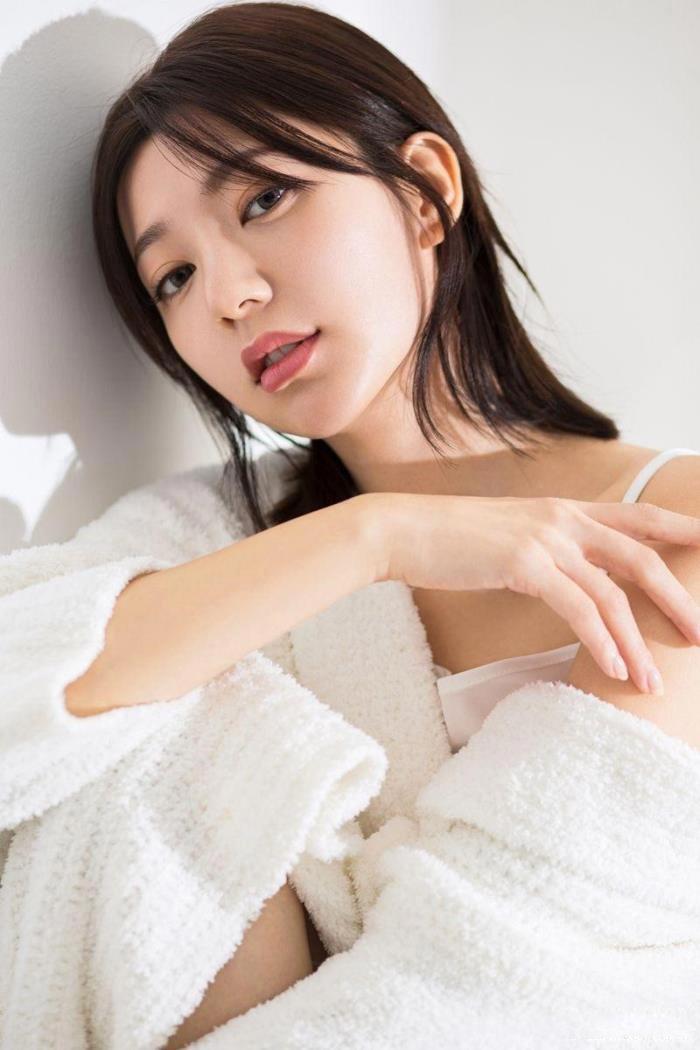 炎亚纶同性传闻是真的吗 郭雪芙炎亚纶交往过吗