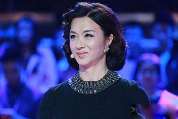 网传曹可凡被解雇了 金星指责他打小报