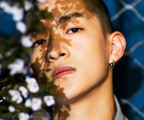 屈楚萧吊多大 古装和现代装差别太大了吧