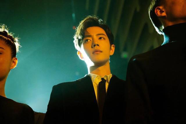 肖战个人简介资料 肖战227事件是怎么回事