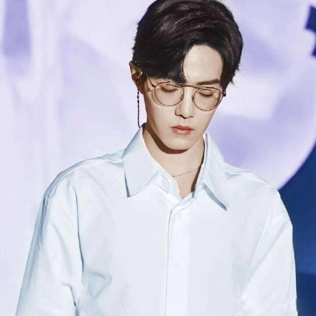 肖战个人简介资料 肖战227事件是怎么回事