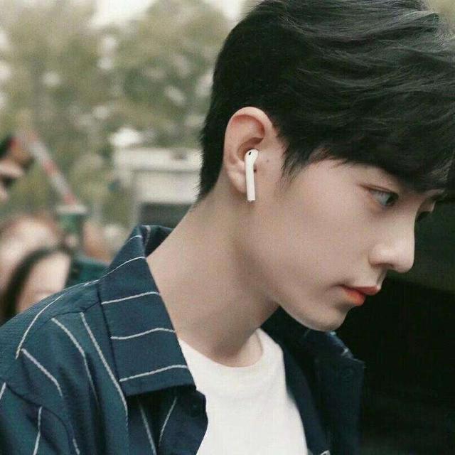 肖战个人简介资料 肖战227事件是怎么回事