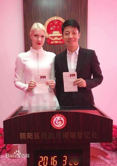 章子怡和撒贝宁分手的原因 撒贝宁：难怪嫁给汪峰