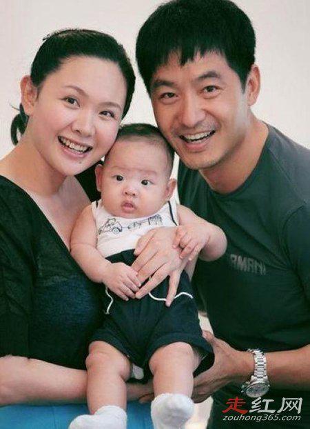 郭晓冬现任老婆的名字是谁 和妻子程莉莎结婚