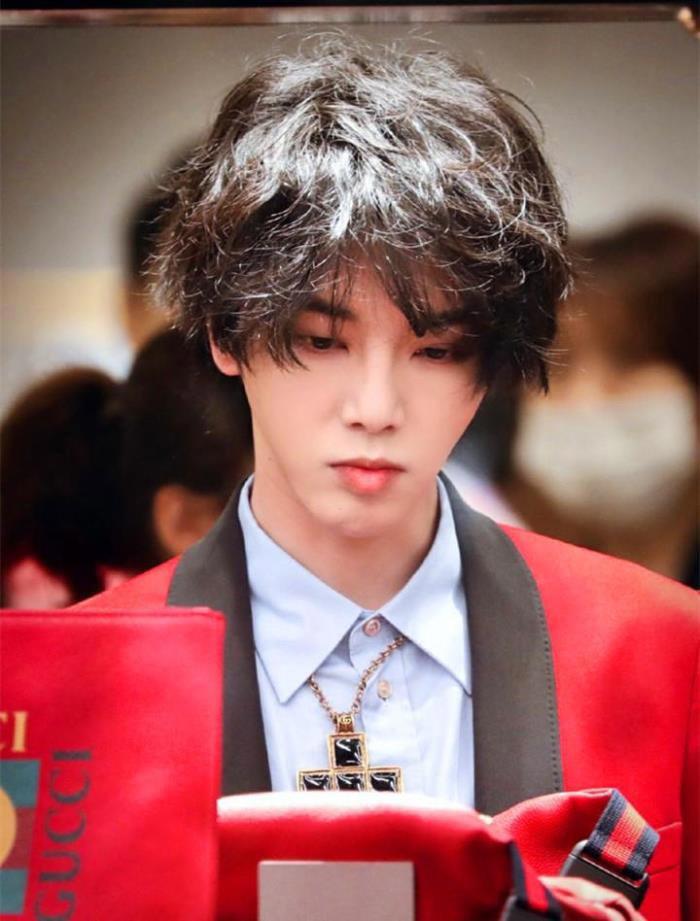 华晨宇个人资料介绍 出身豪门家世家境介绍