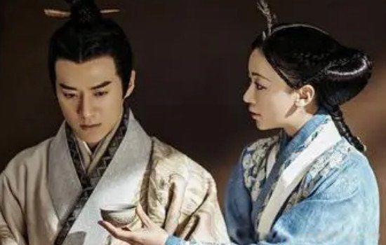 秦异人是秦始皇的什么人 和芈月是什么关系