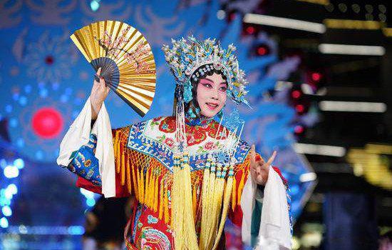 生旦净末丑分别指什么 其中的净是男角还是女角