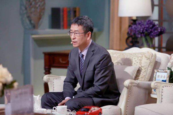白岩松被央视开除了 他都不能幸免台里不过了