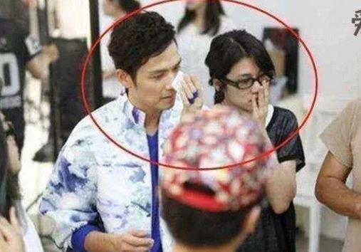 钟汉良的老婆到底是谁 谢易桦经常跟着钟汉良