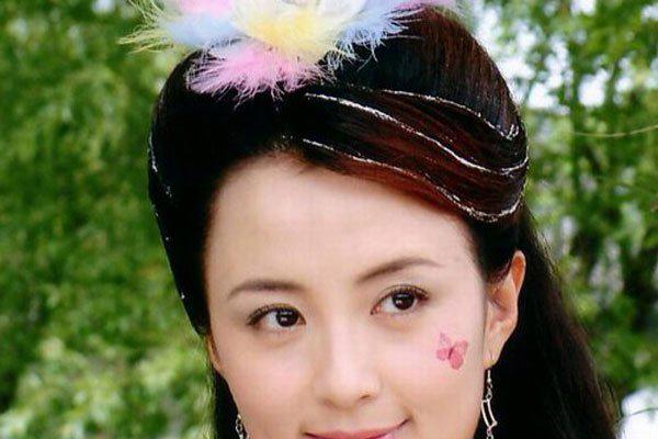 宋林静和杨童舒是双胞胎吗 对比照简直太像了