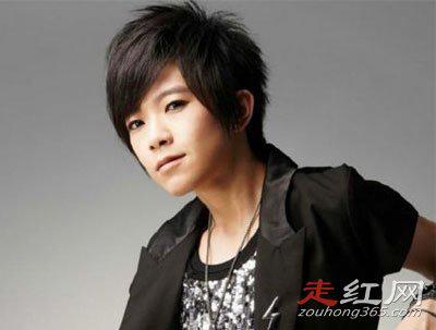 张芸京是男还是女 嗓子怎么变音了坏了