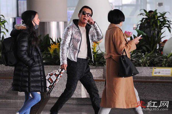 李咏老婆哈文个人资料现状 妻子改嫁了吗？是什么民族