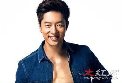 姚晨和凌潇肃的故事 离婚真实原因到底谁错