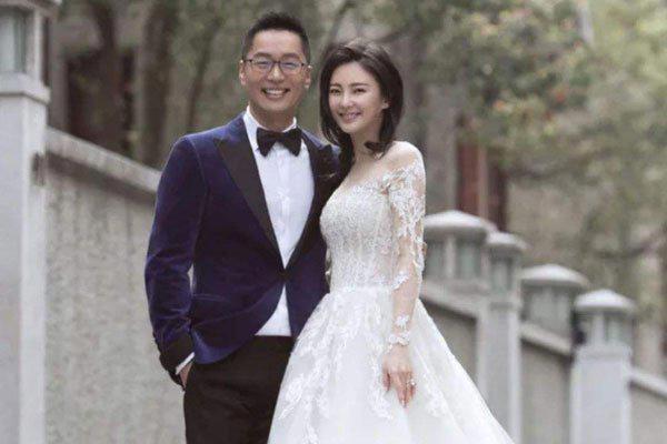 袁巴元前妻是谁有钱吗 圈外人婚姻反正不怎么好