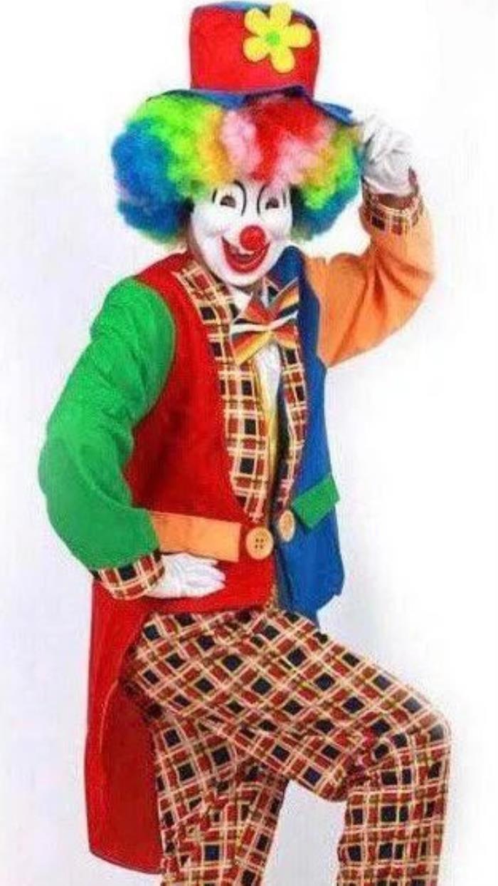 陈浩民陈嘉桓非礼门狼吻事件 老婆5年生4胎还晒剃毛