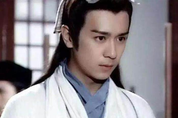 陈浩民陈嘉桓非礼门狼吻事件 老婆5年生4胎还晒剃毛