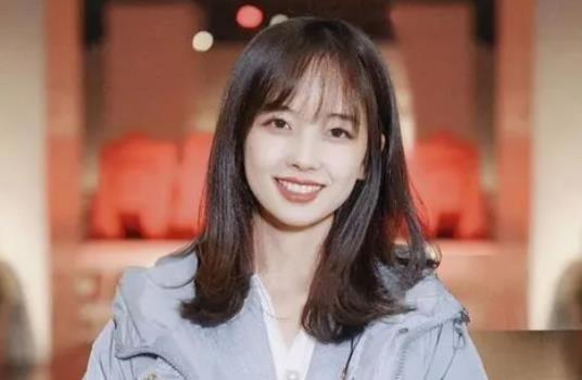 央视女记者王冰冰结婚了吗 有老公吗突然火的原因