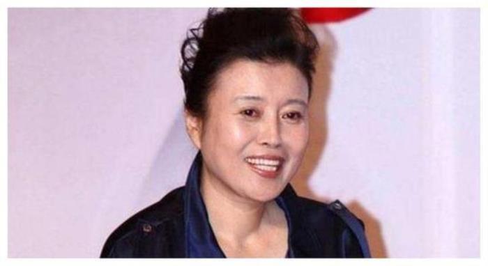 丁嘉丽的感情史 现在的生活状况 和孙红雷的故事