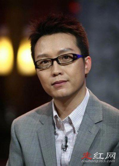 李玉刚个人资料简介及妻子 至今单身还是成家立业