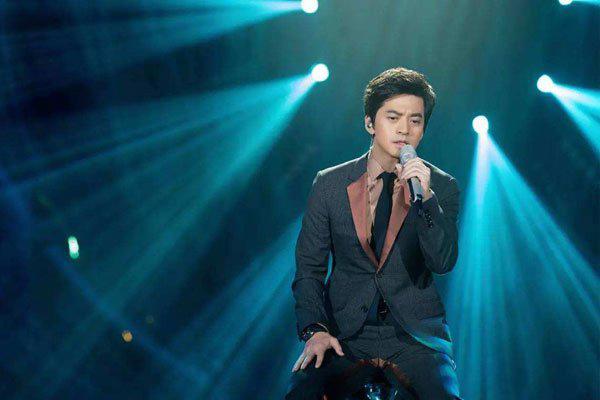 李健前经纪人喜欢他 那个眼神代表她过不了雷区