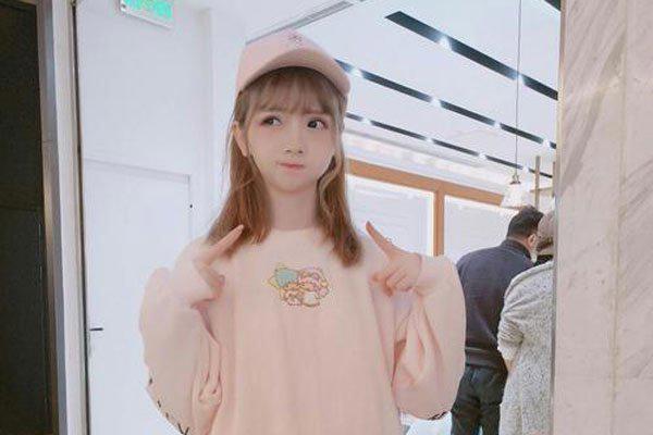 小圆脸雪雪成都名妓 那么清纯怎么会选择这样一个职业