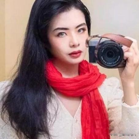 许可馨的父母是谁 父母到底有什么背景