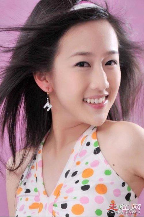 巴啦啦小魔仙刘美含个人资料简介 如今更是女大十八变