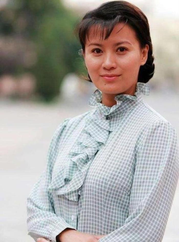 史兰芽的三任丈夫 她的第一任丈夫是谁