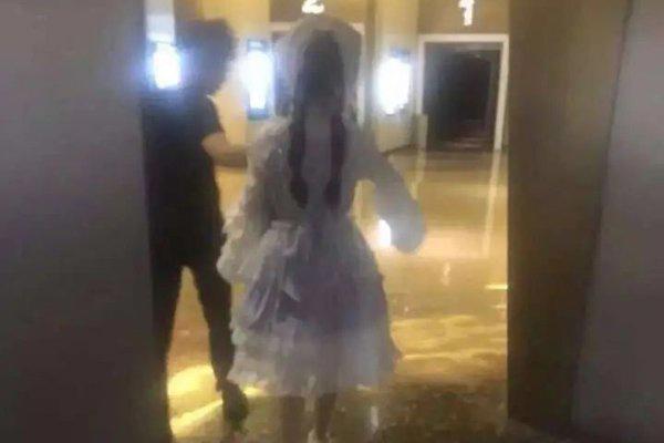 伏雪yuki雪雪黑历史 摸胸自称奶量很足